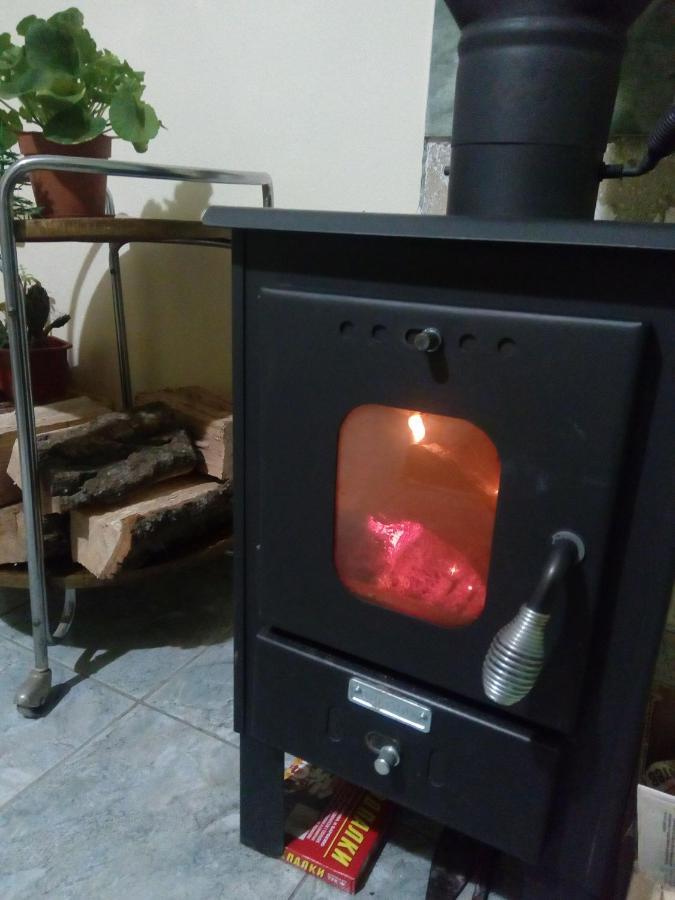 Гостевой Дом У Снежаны Provadiya Exteriör bild