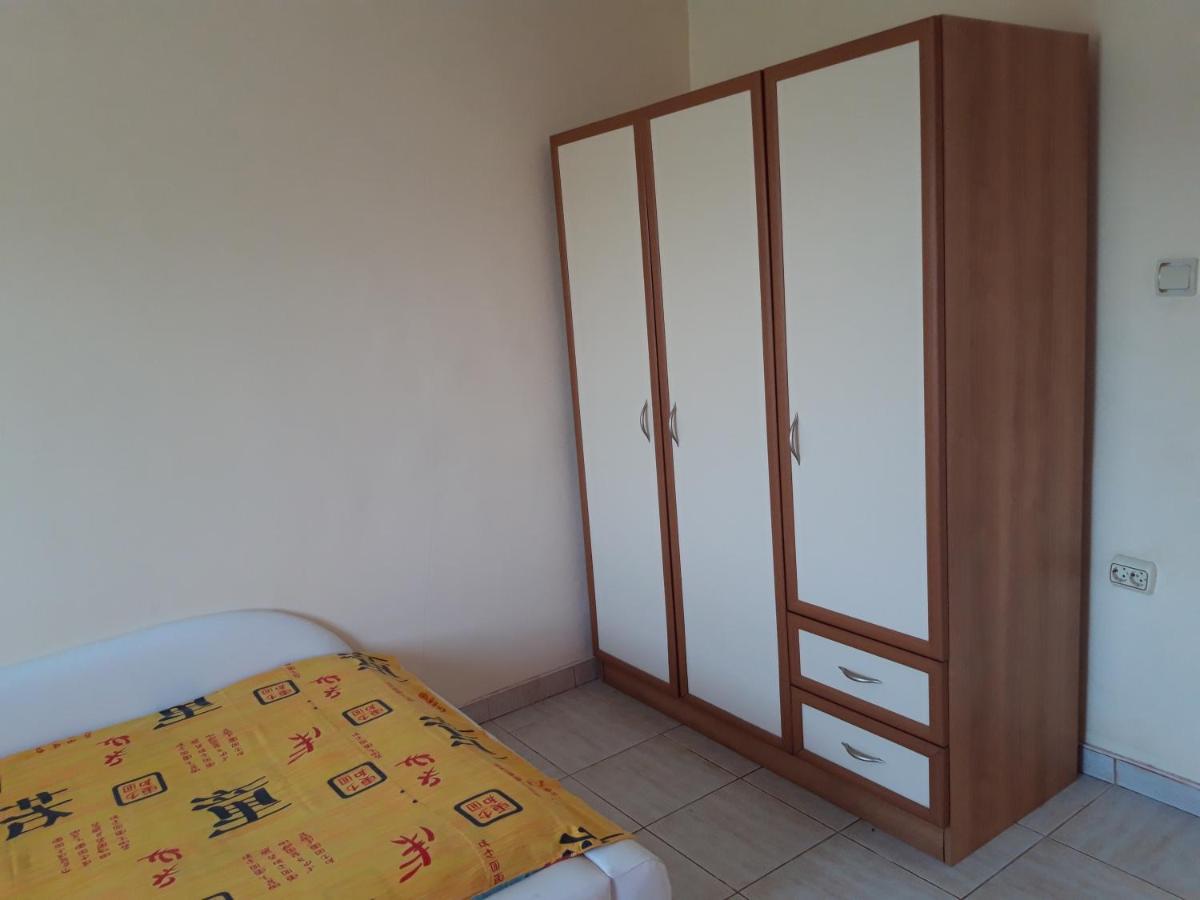Гостевой Дом У Снежаны Provadiya Exteriör bild